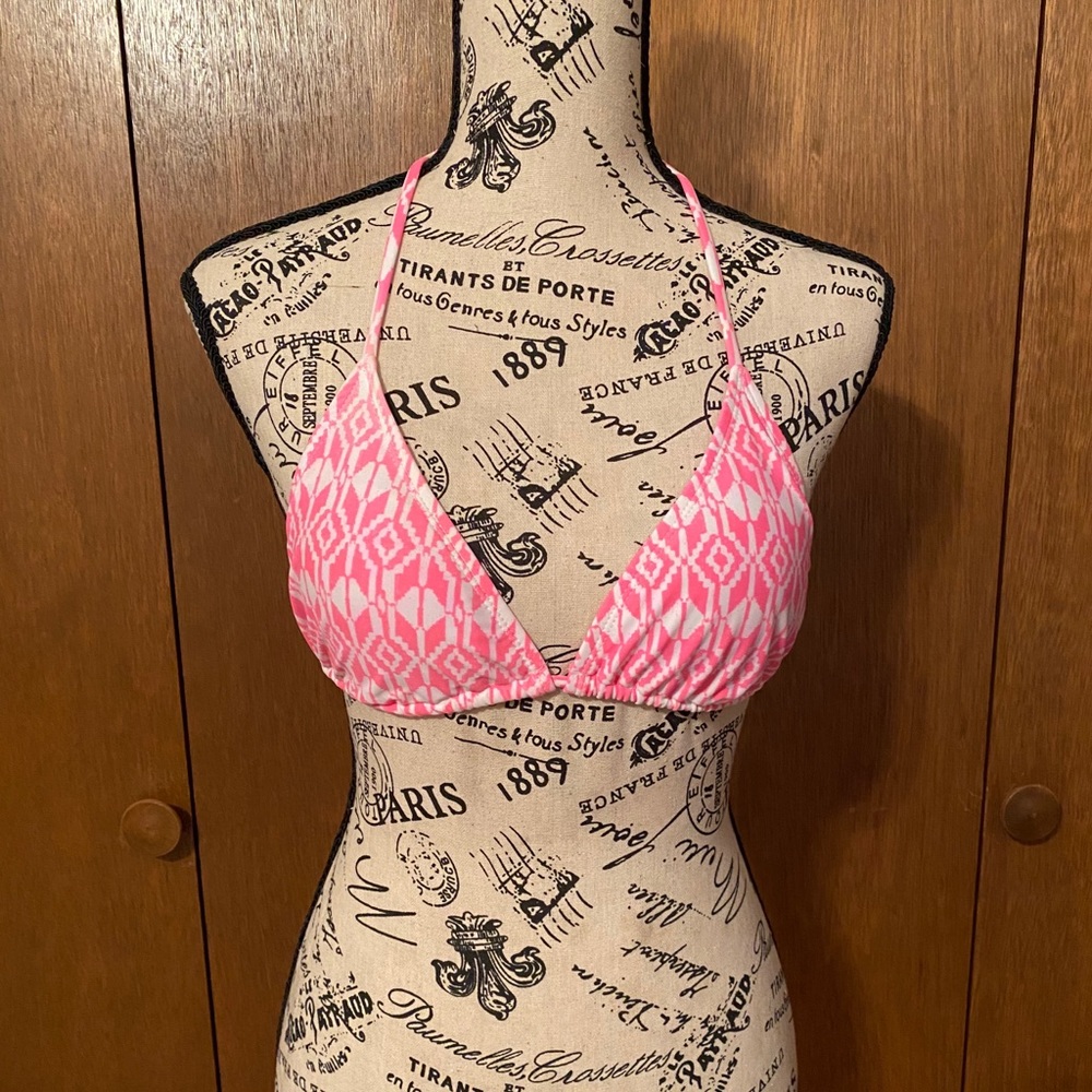 PINK AND WHITE BIKINI TOP